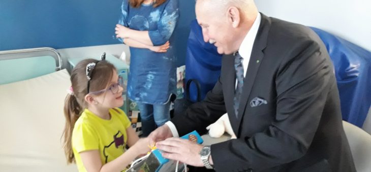 Szpitalna Wigilia i prezenty od Marszałka