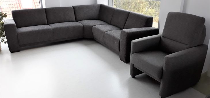 Meble z serii Livingroom w darze dla szpitala