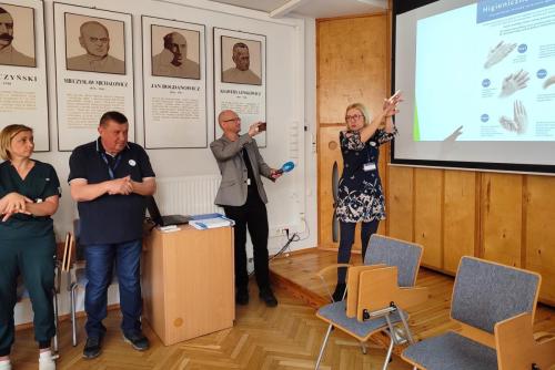 440855886 965426565588381 3436886349088854313 n