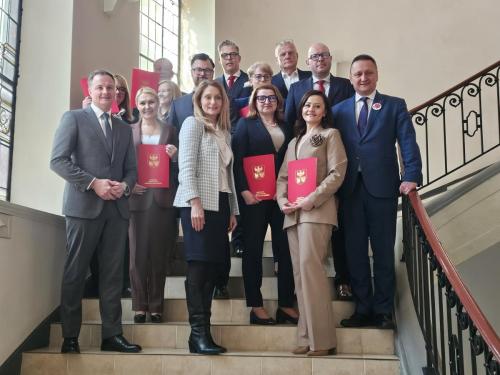 484366036 1210806031050432 6299486493566207058 n