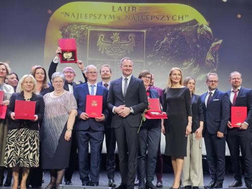 678616877 1574505211347177 4564828337119648612 n