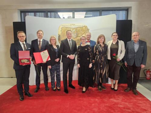 679544122 1574504291347269 8769146982132128095 n